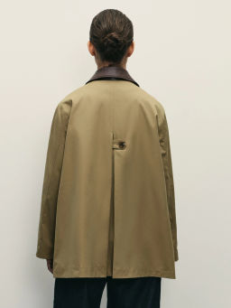 Плащ с акцентным воротником / Zarina  фото 5