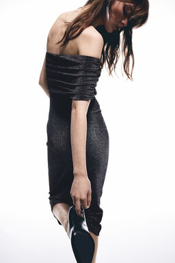 Vestido ajustado de un hombro - H&m фото 3