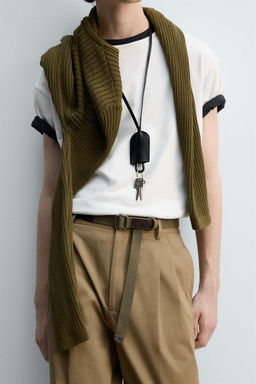 HEAVYWEIGHT RIBBED TRIM T-SHIRT