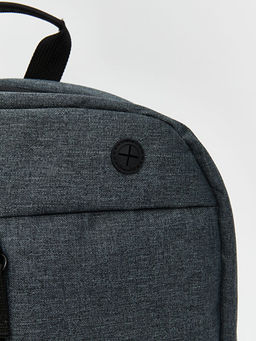 Laptop B?lmeli Erkek S?rt ?antas?