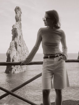 CONTE CON-641 Белые джинсовые шорты с необработанным краем white