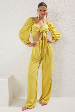 Yesil Dokuma Baglama Detayl? Plaj Bluz-Pantolon Tak?m TBESS23AU00072