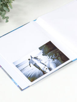 Фотоальбом на 80 фото 10х15 см "Малышка в розовом платье, с мишкой" в коробке 5х19х22,8 см   1096272