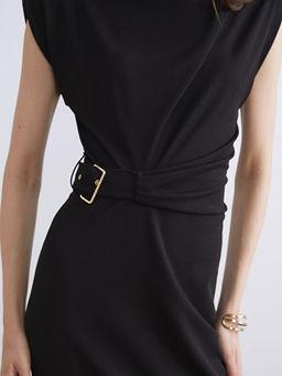 Dik Yaka B?zg?l? Elbise