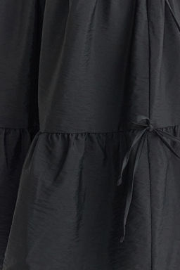 TRENDYOLMILLA Siyah Parasut Kumas Kurdele Detayl? A-line Maxi Boy Dokuma Etek TWOSS25ET00033 фото 4