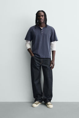 CAMISETA LAVADA CUELLO PANADERO / Marino