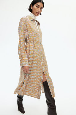Vestido estampado con cinturon de anudar
