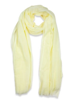 Палантин желтого цвета с бахромой