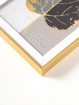 Цена за 2 шт. Фоторамка для фото 10×15 см «Современная классика», пластик, под золото и белый, 16×10.8×1.5 см