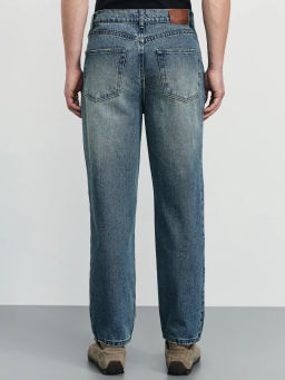 Джинсы tapered fit / Zarina