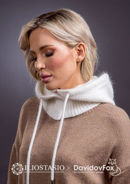 Капор ангора молочный