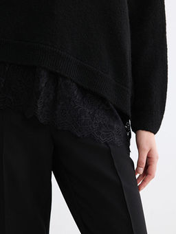 V Yaka Dantel Detayl? Kad?n Triko Kazak