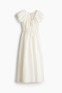 Vestido con cintura nido de abeja