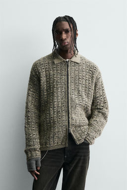 TEXTURED CARDIGAN