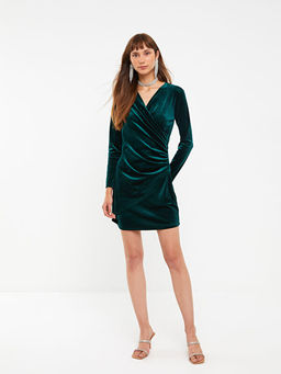 Kruvaze Yaka D?z Uzun Kollu Kadife Kad?n Bodycon Elbise