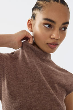 Top de punto con cuello perkins - H&m фото 7