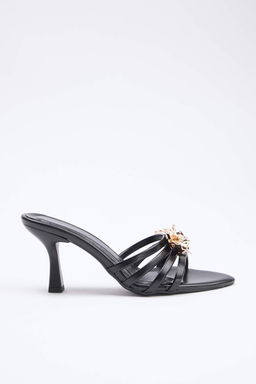 Siyah Aksesuarl? 7,5 cm Kad?n Klasik Topuklu Ayakkab? TAKSS26TO00060