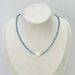 Чокер из Кианита и Лунного камня 38 см +