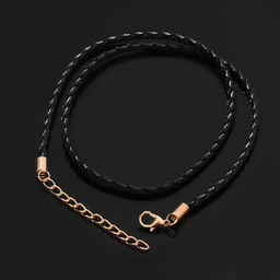 Цена за 10 шт. Шнурок кожаный d=3 мм, 45 см, чёрный в золоте, косичка