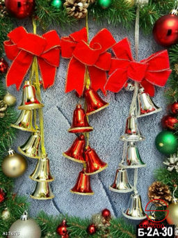 Новогодний венок с колокольчиками
