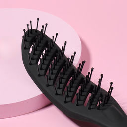 Расчёска массажная, вентилируемая, 4×24 (±1) см, чёрная