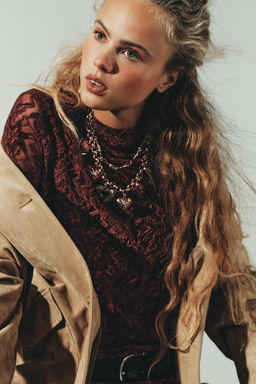 PACK OF 2 METAL HEART NECKLACES