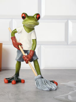 Фигурка Лягушка с шваброй 14 см / YX39016 /уп 24/ - Галеонтрейд фото 2