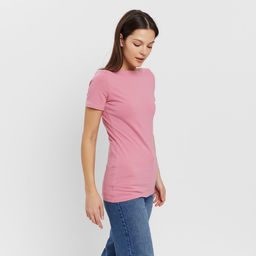 Футболка женская с вырезом лодочка MINAKU: Basic line, лиловая, размер 44