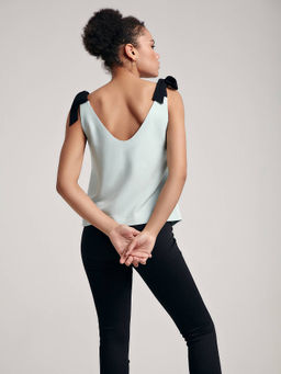 Топ женский CONTE ELEGANT LTD 1966 mint