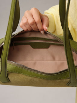 Женская сумка багет Deboro 31129 зеленый бамбук