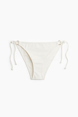 Braga de bikini con lazada