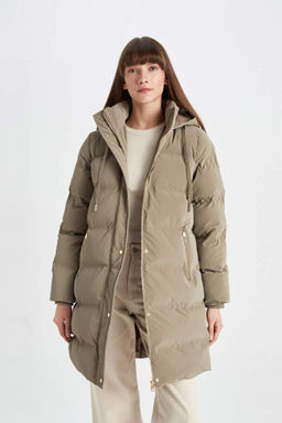 Водоотталкивающая длинная парка-пуховик с капюшоном и карманами на молнии - Defacto фото 4