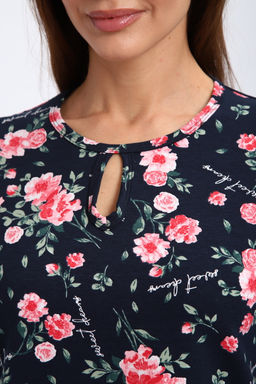 Кофта женская из футера 2-н Анфиса цветы на синем