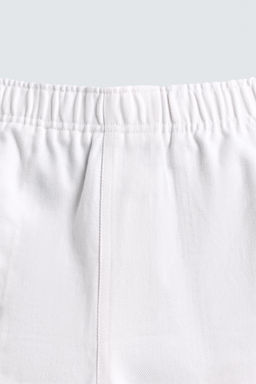 BERMUDA RELAXED FIT ESTRUCTURA / Blanco