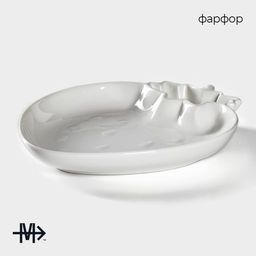 Блюдо с соусником Magistro «Клубника Бланш», 20×17 см, фарфор, белое