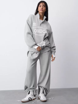 Спортивные брюки с декоративными кантами