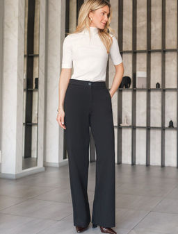 Водолазка из фактурного трикотажа в рубчик