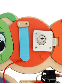 Развивающая игрушка Бизиборд