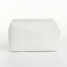 Косметичка женская на молнии TEXTURA, объёмная, средняя, мягкая, вафельная текстура, белая фото 6