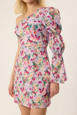 TRENDYOLMILLA Turuncu Vucuda Oturan Astarl? Cicek Desenli Dokuma Poplin K?sa S?k Abiye Elbise TPRSS22EL1280 фото 13