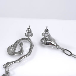 Серьги висячие со стразами Звёздочка со спиралью, цвет белый в серебре, 6,5см - Queen fair фото 3