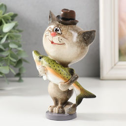 Фигурка полистоун лак «Котик-рыбак с уловом», 9.2×6.3×14 см