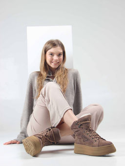 Ботинки 216.warmbr. капучино замша/Байка