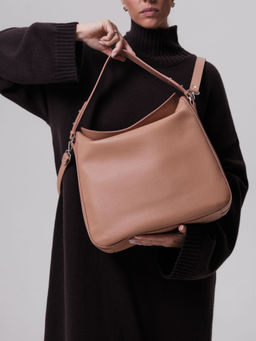 Сумка кожаная на плечо Azaro 30925 бежевая нуга