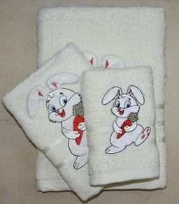 Махровое полотенце Зайка с морковкой- МОЛОЧНЫЙ 70*140 см. хлопок 100%