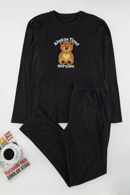 TRENDYOL MAN Siyah Ay?c?k Nak?sl? Regular Fit Orme Pijama Tak?m? TMNAW25PT00032