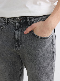 710 Loose Fit Erkek Jean Pantolon