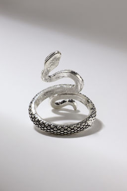 Кольцо «Змея» изогнутая, цвет чернёное серебро, безразмерное