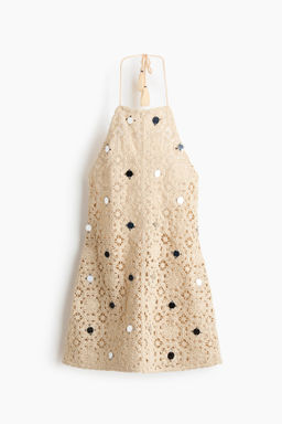 Vestido playero efecto crochet con lentejuelas