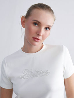 Bisiklet Yaka Ta?l? Kad?n Ti??rt